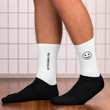 Load image into Gallery viewer, @YOUBKLYN Smiley Socks
